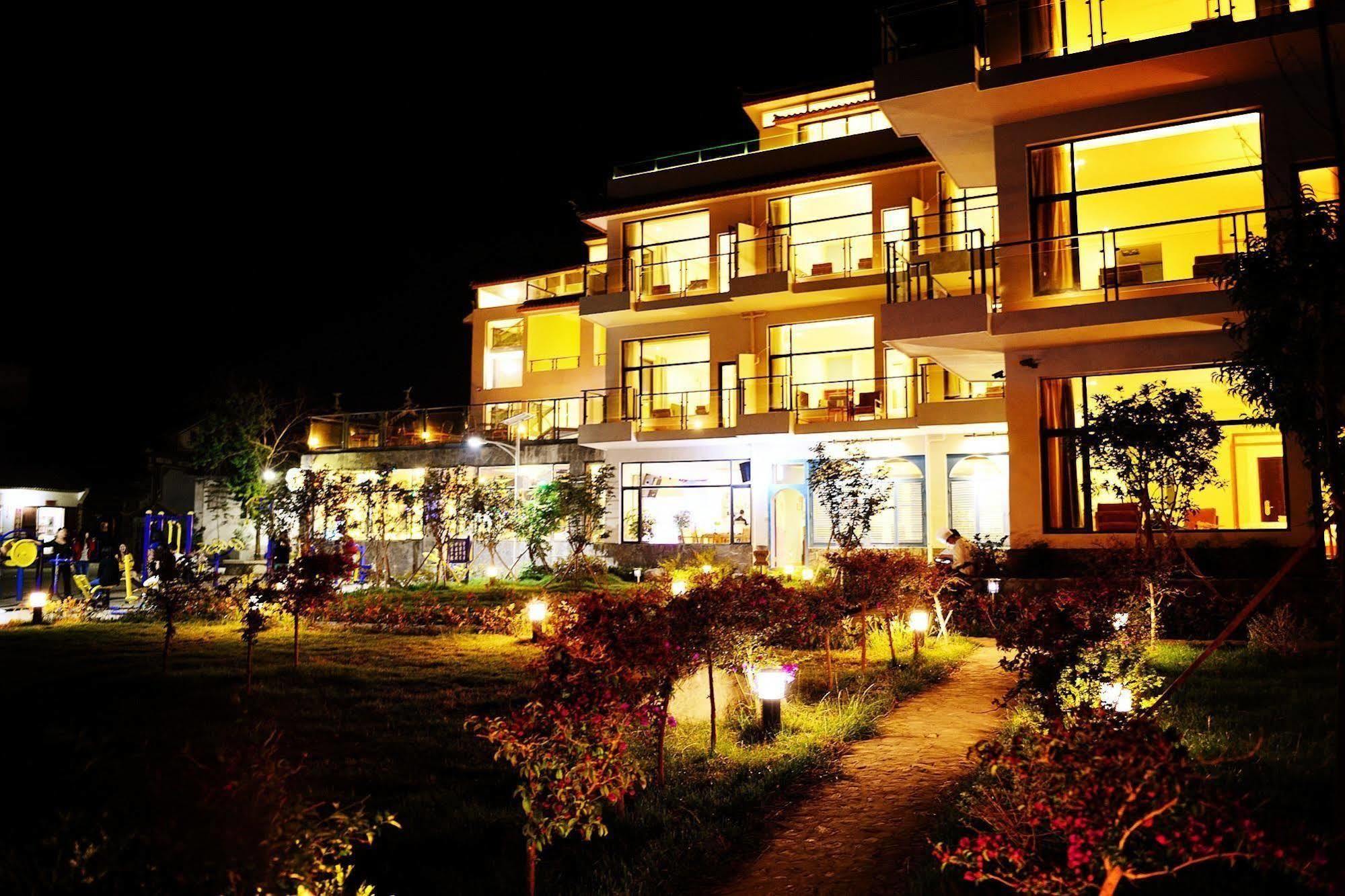 Dengchuan Magpies Habitat Erhai Resort Hotel المظهر الخارجي الصورة